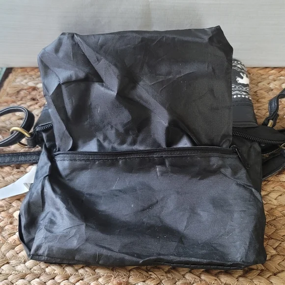 Purse - Picture 7 of 7